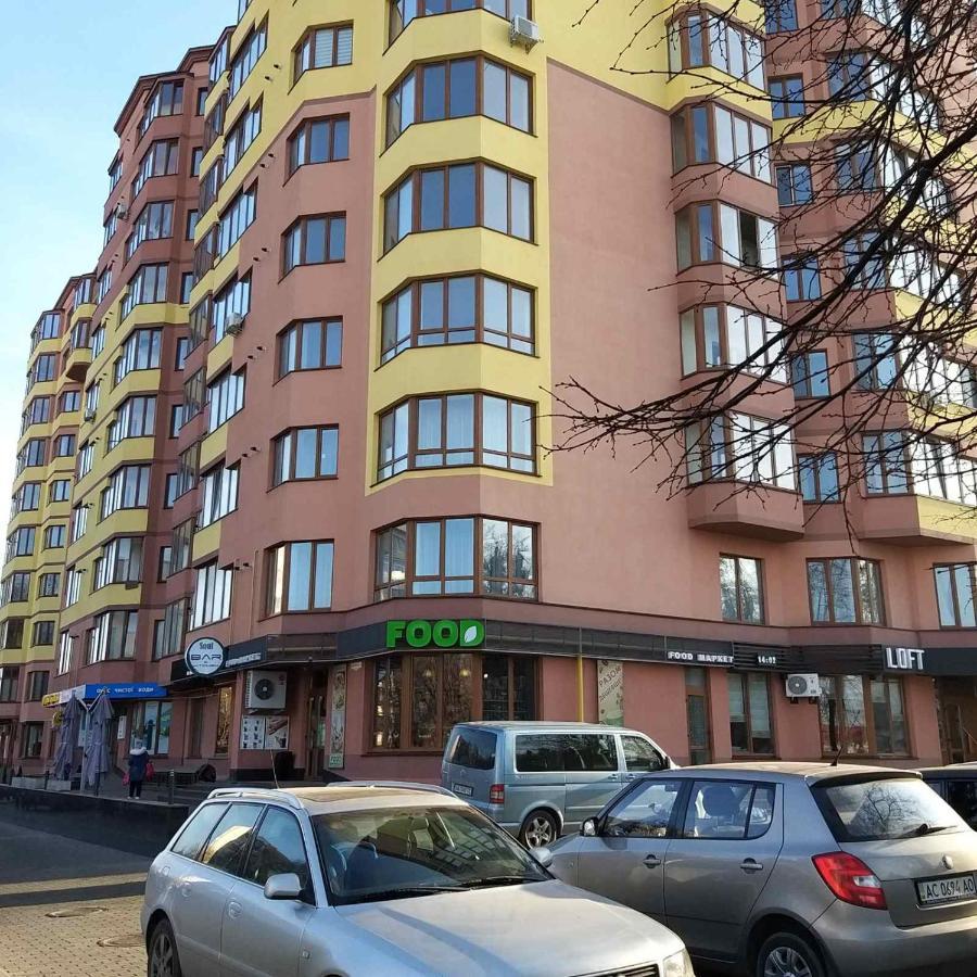 Апартаменты Новобудова центр Луцк Экстерьер фото