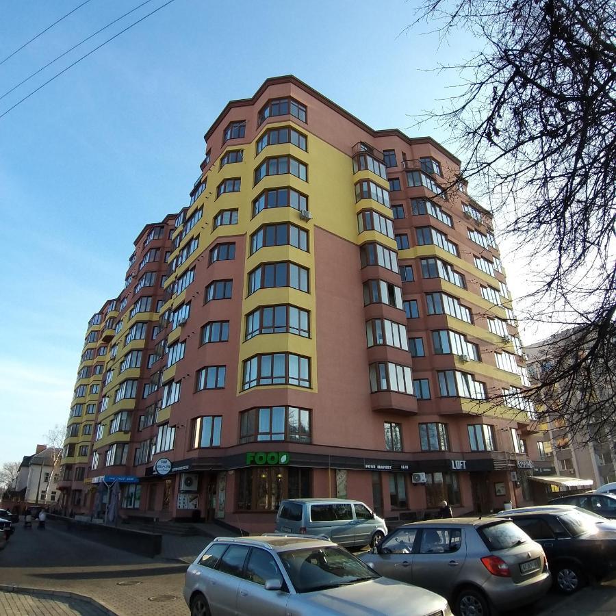 Апартаменты Новобудова центр Луцк Экстерьер фото